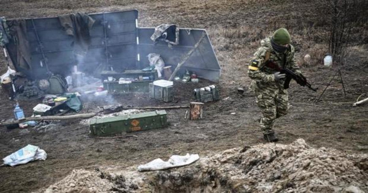 Un soldado ucraniano, al norte de Kiev