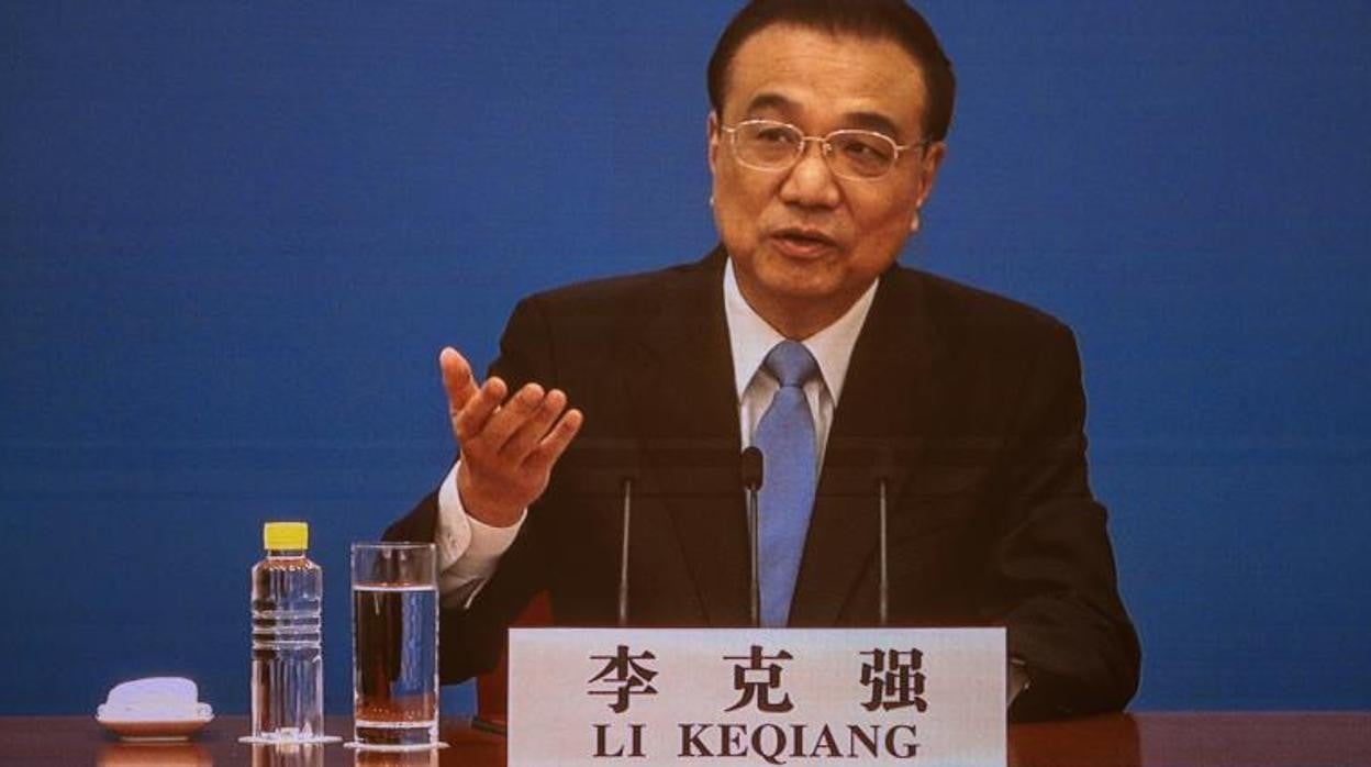 El primer ministro chino Li Keqiang durante la rueda de prensa por videoconferencia tras la Asamblea Nacional Popular