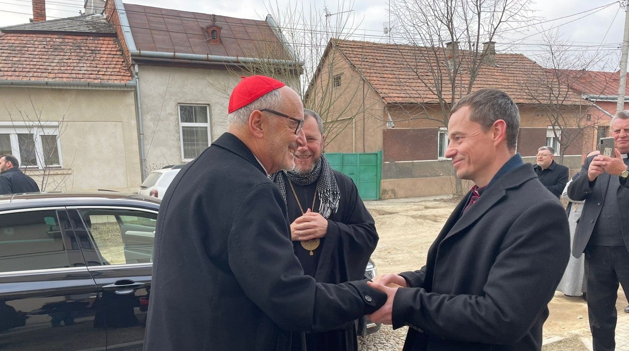 El cardenal Michael Czerny, enviado a Ucrania por el Papa