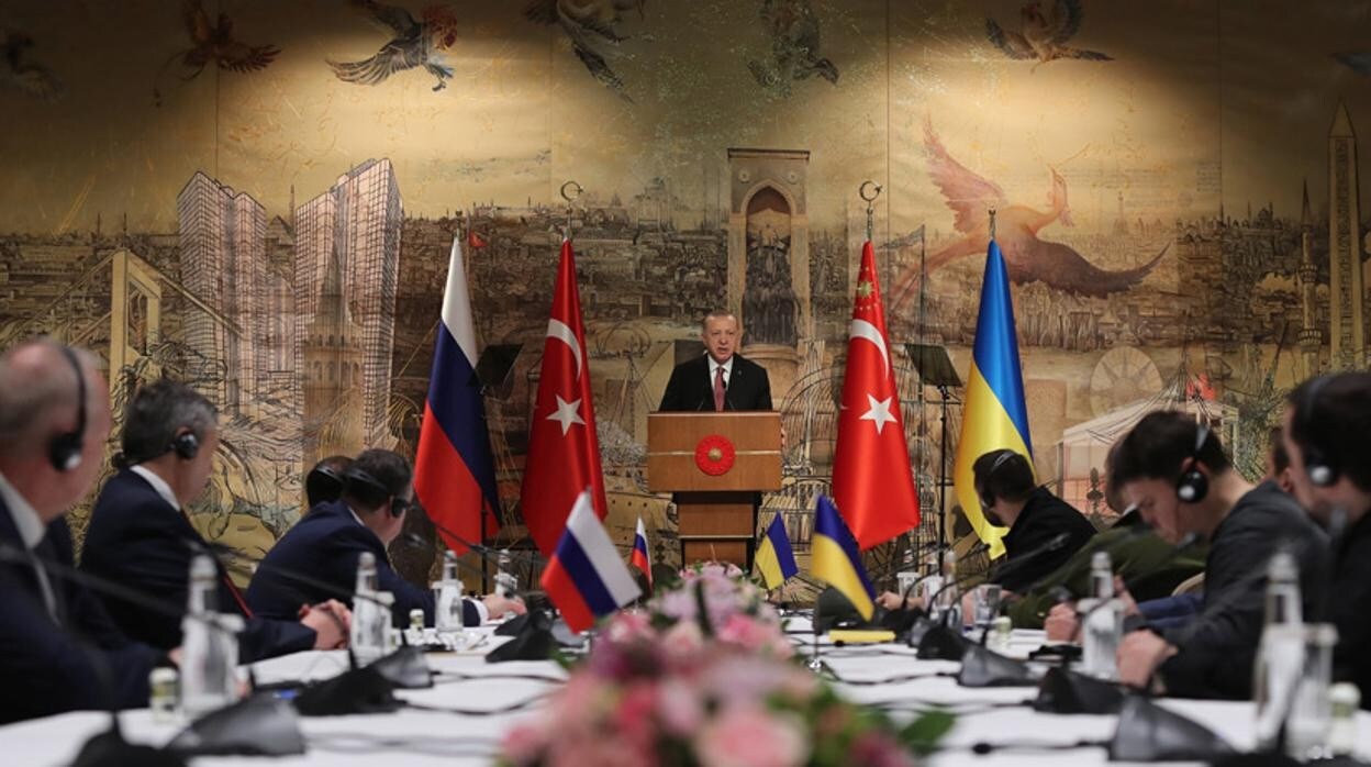 Las delegaciones rusa y ucraniana se encuentran en Estambul para una nueva ronda de negociaciones