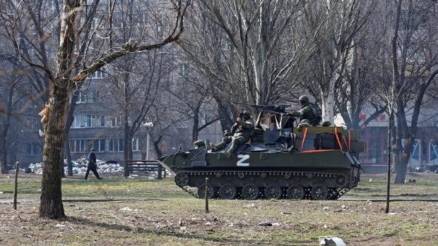 La OTAN asegura que las tropas rusas no se están retirando sino reagrupando