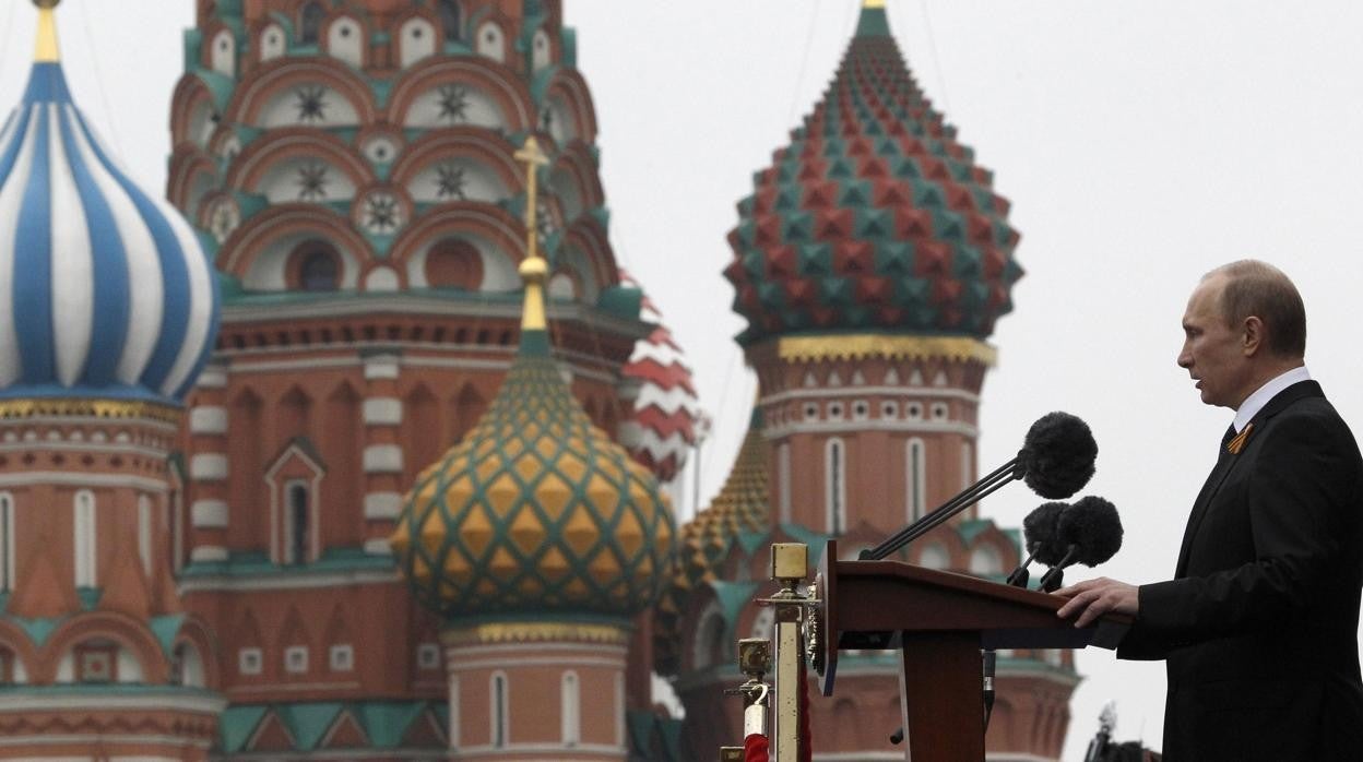 El presidente de Rusia, Vladímir Putin, durante su discurso en 2012 por el Día de la Victoria en