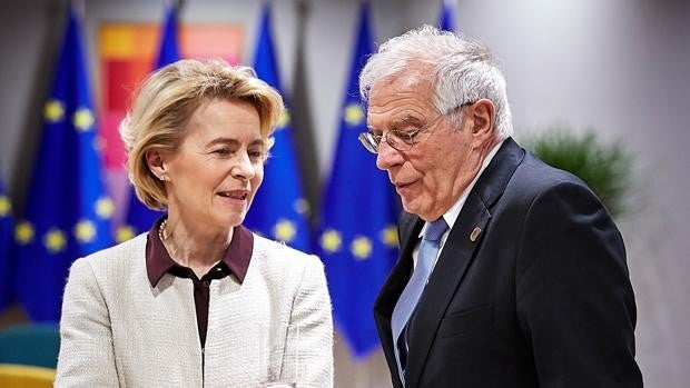 Von der Leyen y Borrell viajarán esta semana a Kiev para ver a Zelenski