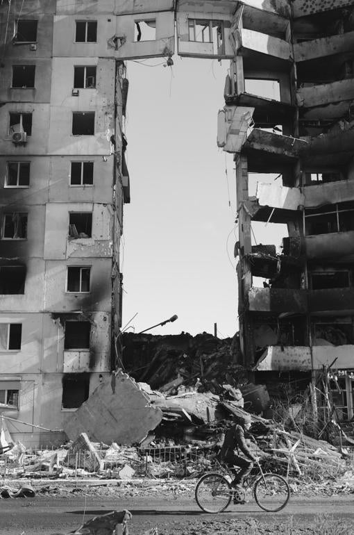 Frente de Kiev: viaje por los pueblos del horror, la destrucción y la muerte