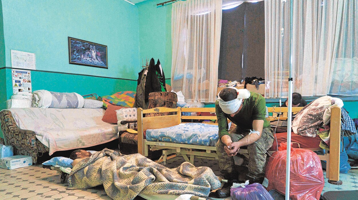 Heridos en una habitación de un hospital militar de Zaporiyia