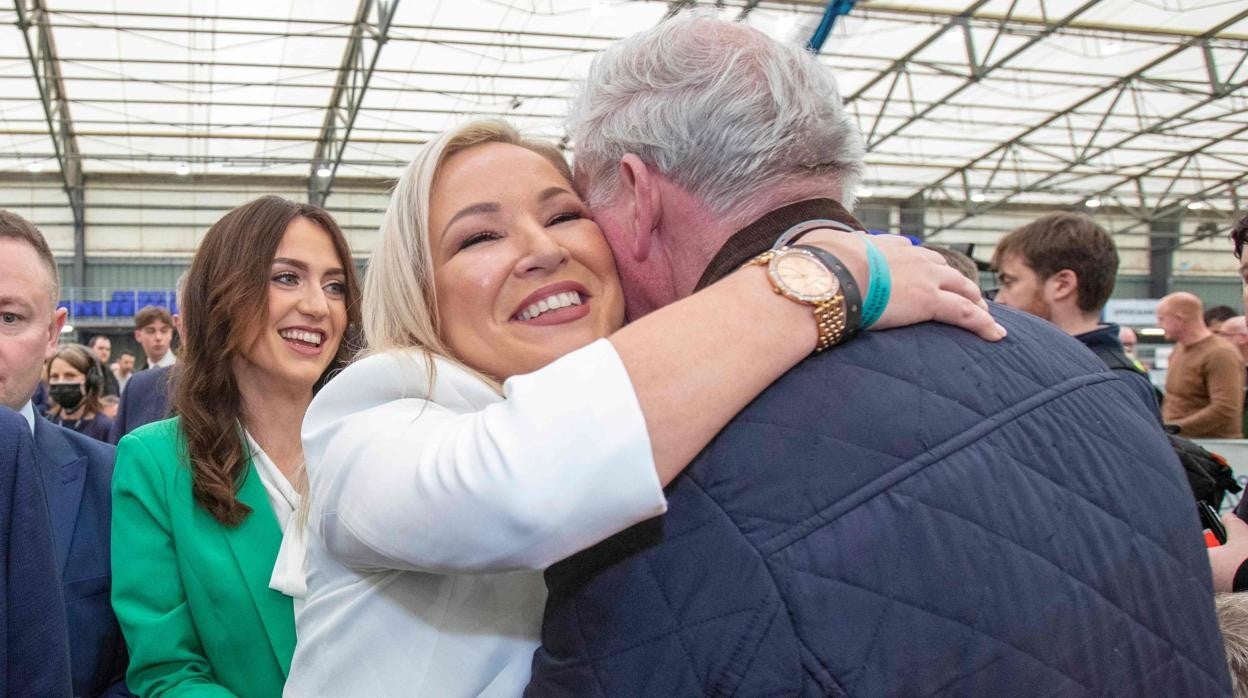 Viceprimera ministra de Irlanda del Norte y miembro del partido republicano irlandés Sinn Fein Michelle O'Neill