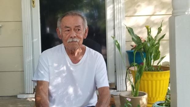 La pareja de ancianos de Uvalde que evitó una tragedia mayor: «Acabad con las armas»