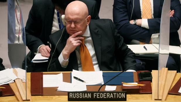 Acusan ante la ONU a las tropas rusas de violencia sexual en Ucrania y el embajador ruso abandona la sala