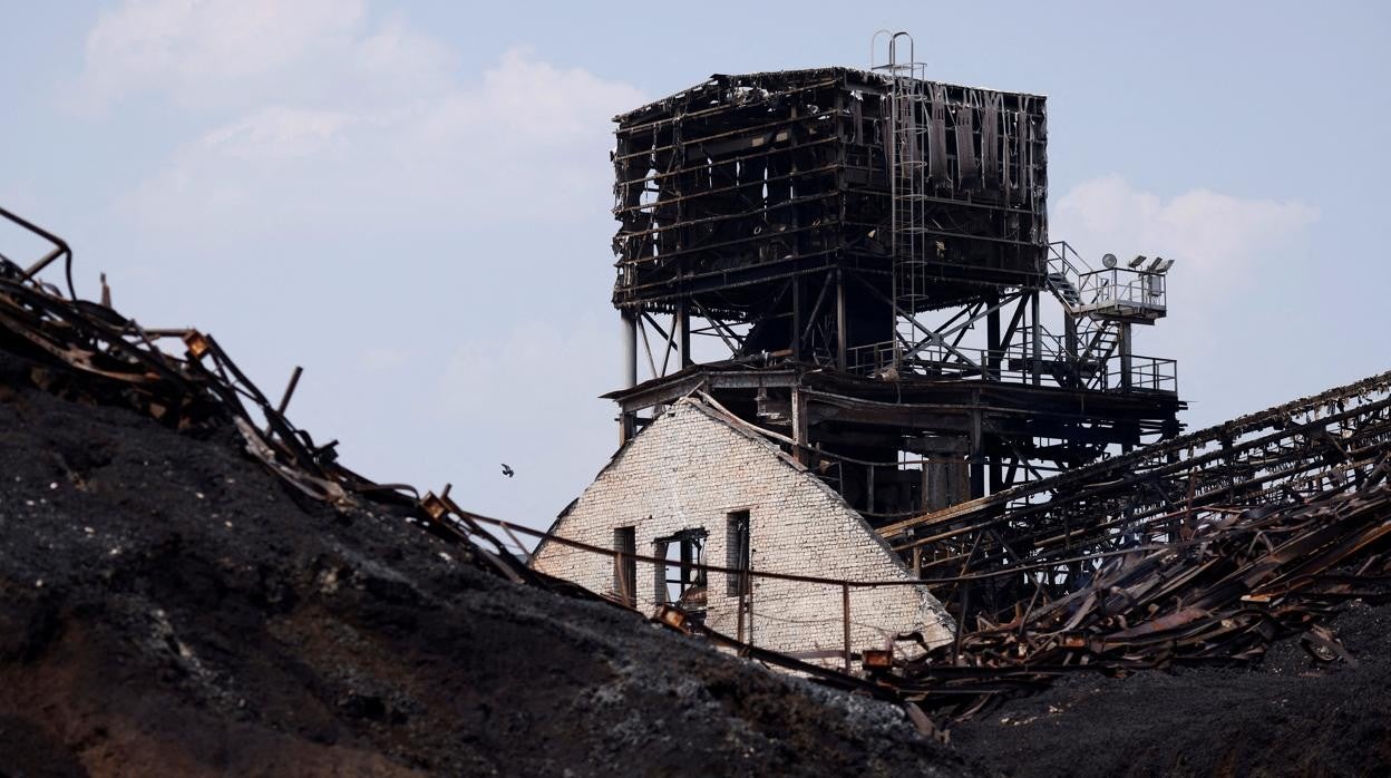 Destrucción de un silo de grano en Mikolaiv