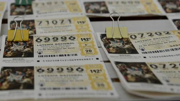 ¿Somos más de números pares o impares cuando participamos en la Lotería de Navidad?