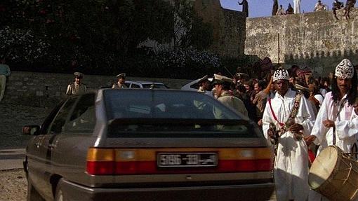 El 200 Avant quattro de Bond por las calles de Tánger
