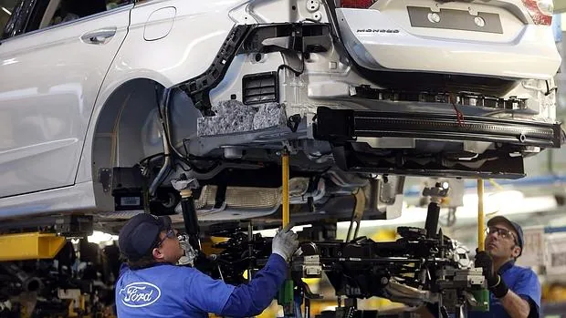 Ford invertirá 4.110 millones de euros en soluciones para coches eléctricos