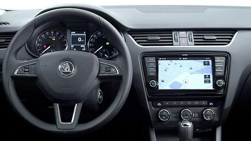 Impecable presentación interior y un puesto al volante muy ergonómico