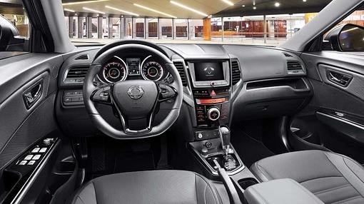 Imagen del puesto al volante del XLV que, por cierto, no admite regulación en extensión