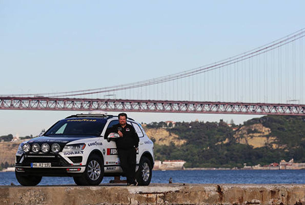 Récord mundial: en coche de Rusia a Lisboa en 6 días 9 horas y 38 minutos