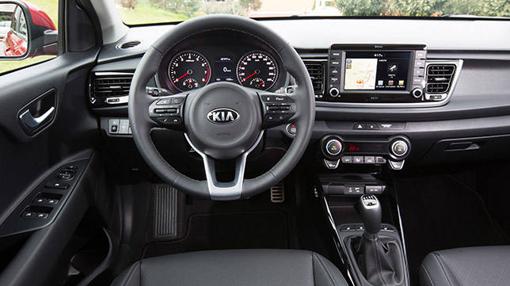 El salpicadero del nuevo Kia Rio resulta muy completo