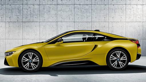 BMW i8 Frozen Yellow Edition