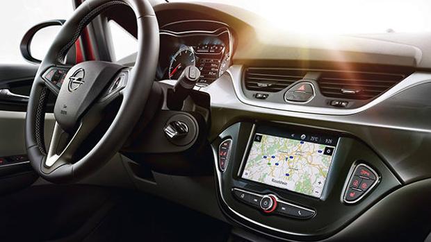 El salpicadero del Opel Corsa con el nuevo sistema Navi 4.0 IntelliLink