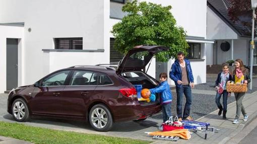 Debemos tratar de llevar todo el equipaje dentro del maletero