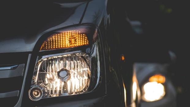 Claves para conducir por la noche de manera segura
