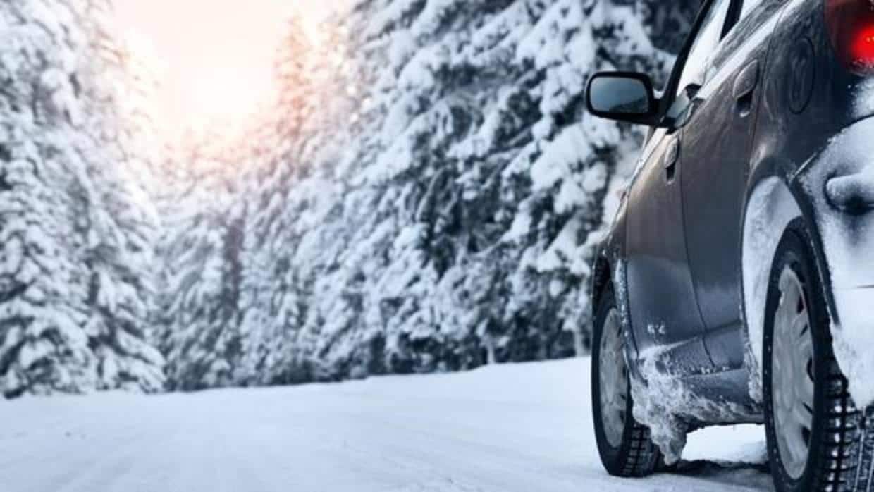 Tu coche puede sufrir con la llegada del frío y la nieve