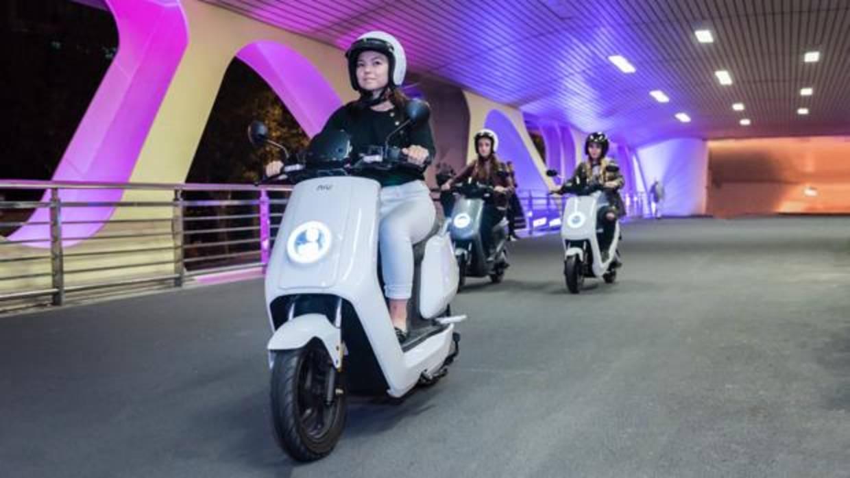 Las scooters eléctricas e inteligentes NIU llegan a España a un precio por debajo de los 3.000 euros
