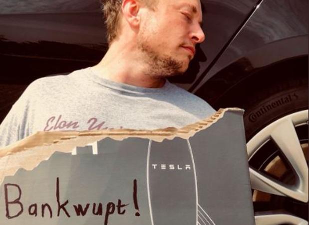 Elon Musk reconoce que Tesla está en bancarrota... por un día