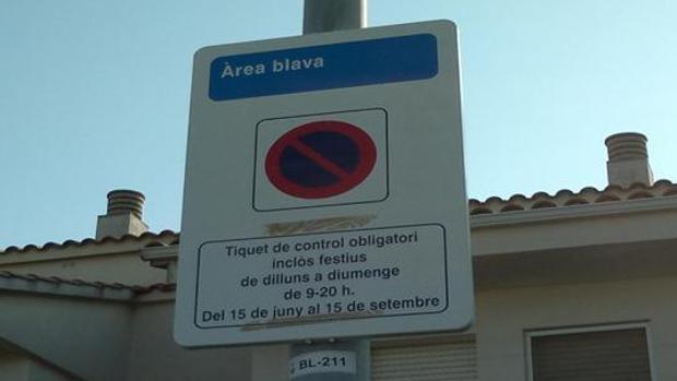Un fallo judicial abre la puerta a evitar pagar las multas si las señales están solo en catalán