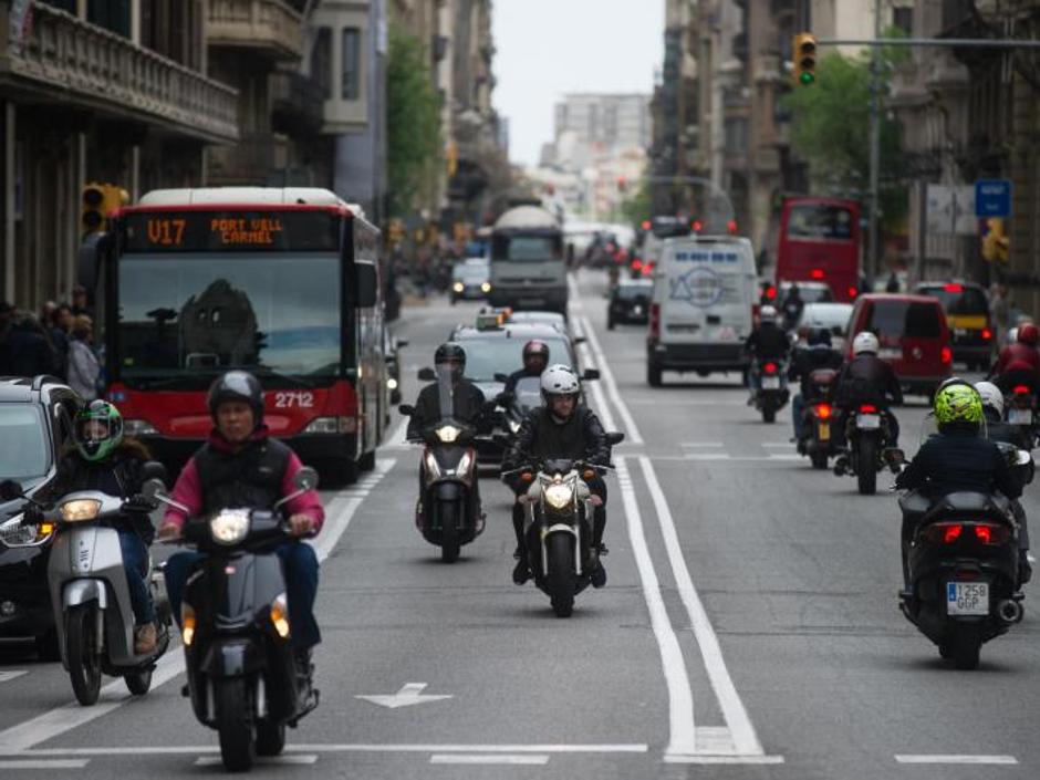 Las ventas de motocicletas suben un 13,4% en julio, pero las de ciclomotores caen un 22%