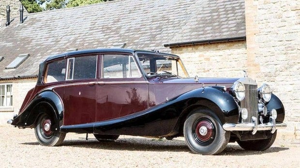 Salen a subasta varios Rolls de la Reina de Inglaterra