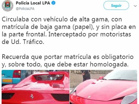 Un Ferrari viaja de Italia a España con la matrícula dibujada en un papel