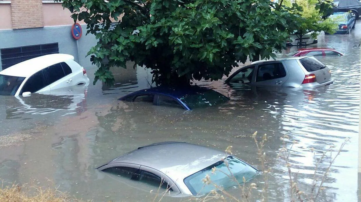 Cómo reclamar al seguro del coche los desperfectos tras una inundación