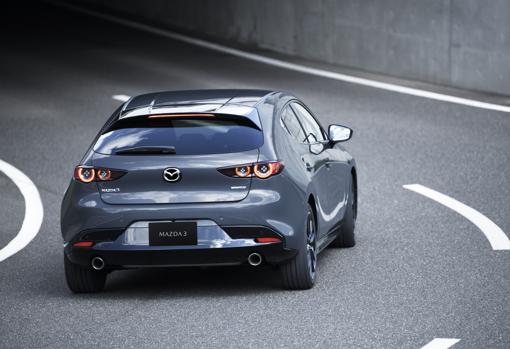 Precio, motores... todos los detalles del Mazda3 2019, el compacto con el que Mazda consolida su giro Premium