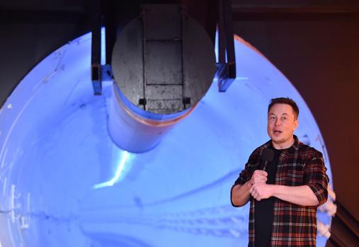 Elon Musk presenta su solución definitiva contra los atascos