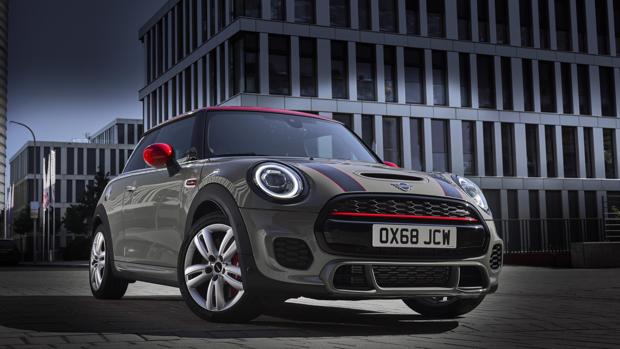 Los modelos Mini John Cooper Works, más eficientes y con aún menos emisiones