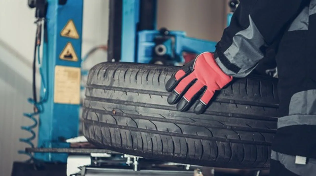 Nace un seguro para la reparación o sustitución del neumático en caso de deformación, rotura o pinchazo