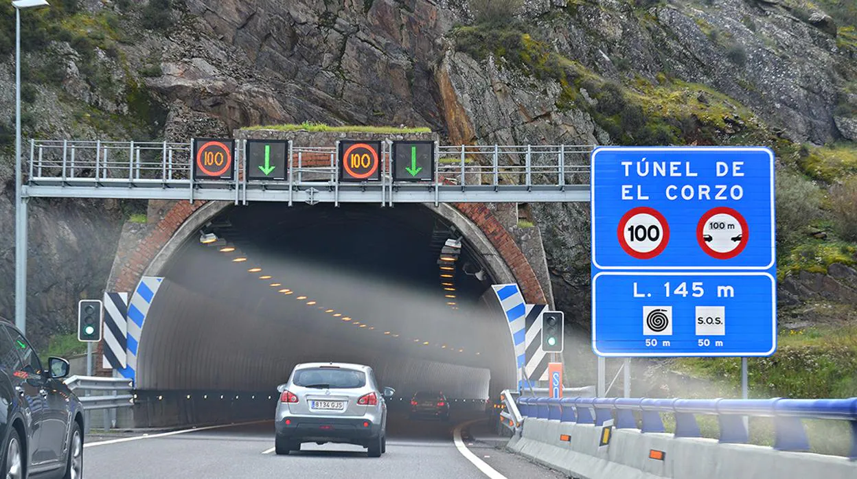 Efecto túnel y pantalla: qué son y cómo evitarlos durante la conducción
