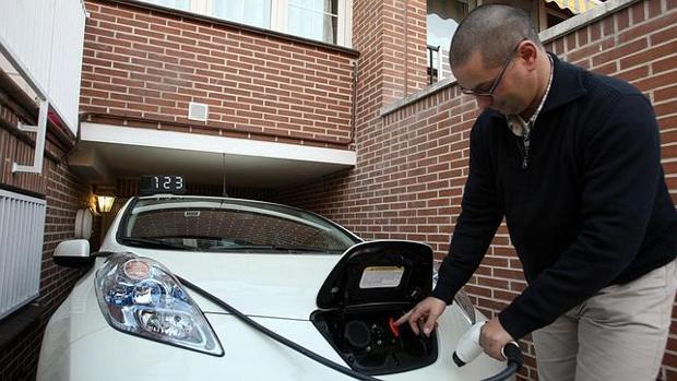 Las matriculaciones de eléctricos se disparan un 121% en diciembre y suman 13.882 ventas en todo 2018