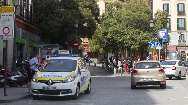 Multas de 2 puntos y 300 euros al circular a 51 por hora en algunas calles si prospera la reforma de la DGT