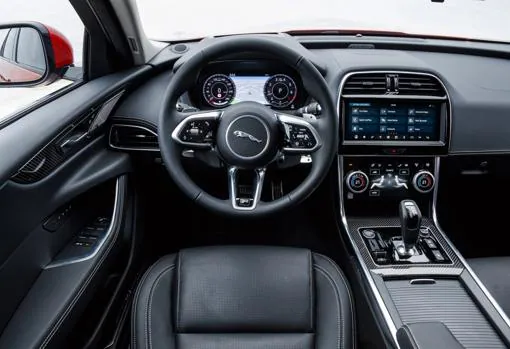 Nuevo Jaguar XE 2020: Más tecnología y deportividad