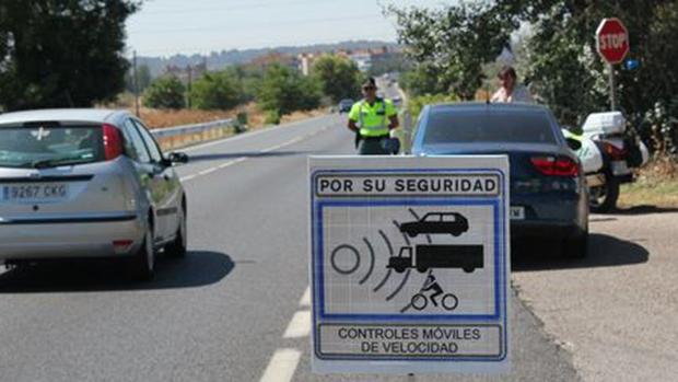 Aplicaciones que te ayudarán a evitar radares en carretera