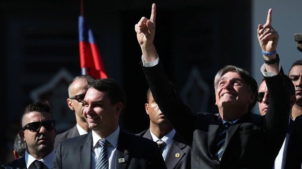 Bolsonaro justifica en el placer de conducir la retirada de los radares de las carreteras brasileñas