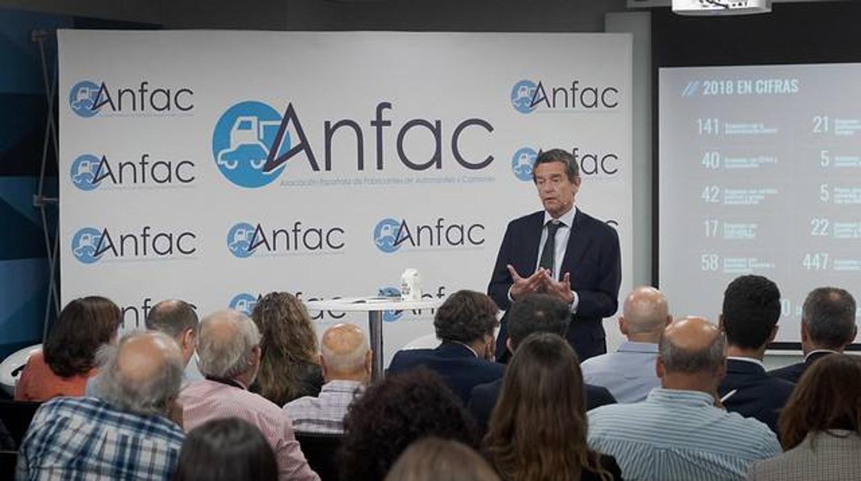 Mario Armero, vicepresidente de Anfac, durante la presentación del Informe 2018 de la entidad