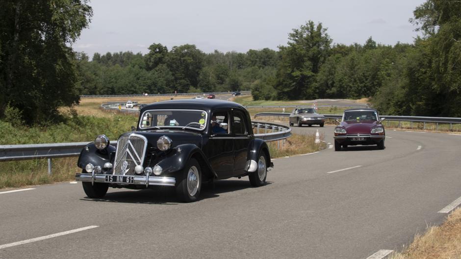 Así es el histórico y secreto circuito de pruebas donde Citroën celebró su multitudinario centenario