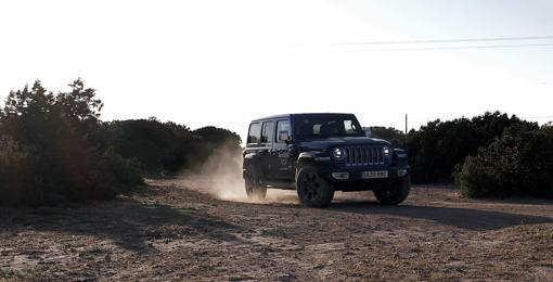 Con el Jeep Wrangler por Ibiza: aventura «off road» recorriendo la Isla Blanca