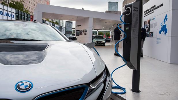 Ahorrar, entre los principales motivos de quien busca un coche eléctrico