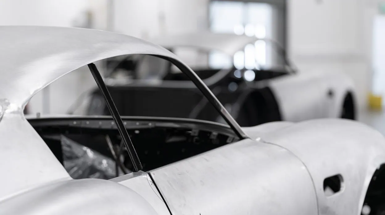 DB4 GT Zagato Continuation: el coche más caro de Aston Martin es un homenaje a sus clásicos