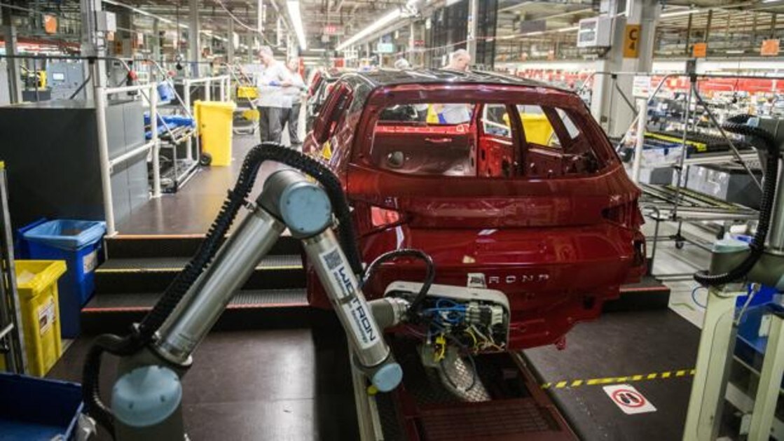 La caída de las exportaciones hunde un 31% el superávit comercial del automóvil