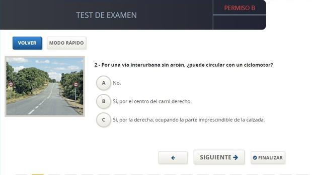 ¿Aprobarías el examen teórico del carné de conducir? Compruébalo con este test