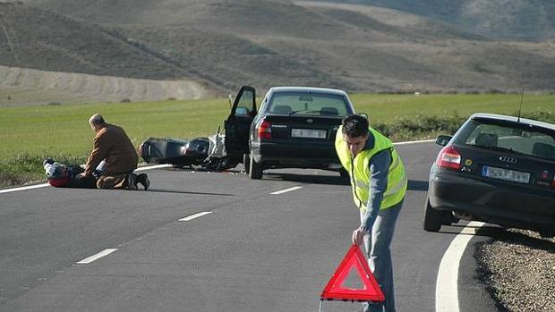 No socorrer a las víctimas de un accidente, un delito que se paga caro